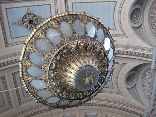 Chandeliers in Saltaire United Reform Church, built by Titus Salt 