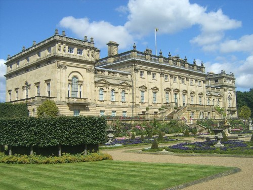 harewood_house_seen_from_the_garden