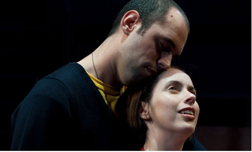 Alistair Cope and Kate O'Flynn in Lungs