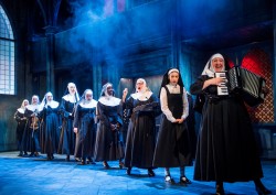 A scene from Sister Act @ Leicester Curve. Directed and Choreographed by Craig Revel Horwood. (Opening 30-07-16) ©Tristram Kenton 07/16 (3 Raveley Street, LONDON NW5 2HX TEL 0207 267 5550 Mob 07973 617 355)email: tristram@tristramkenton.com