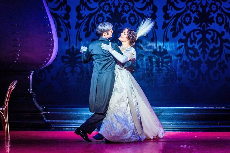 Quirijn de Lang as Danilo and Máire Flavin as Hanna Glawari in Opera North’s The Merry Widow [Photo credit: Robert Workman]