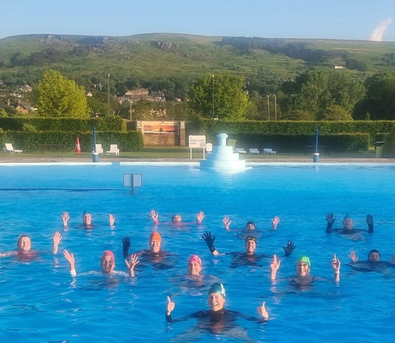 synchronised swimmers swimmers at ilkley lido